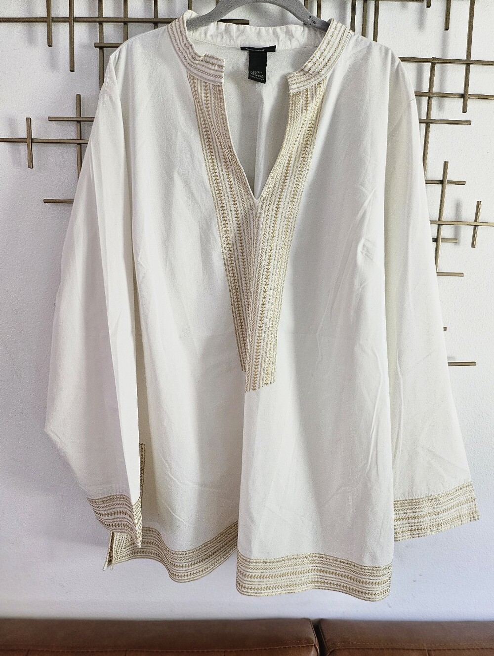 22/24- Lane Bryant- Tunic Top with Gold Embroidery